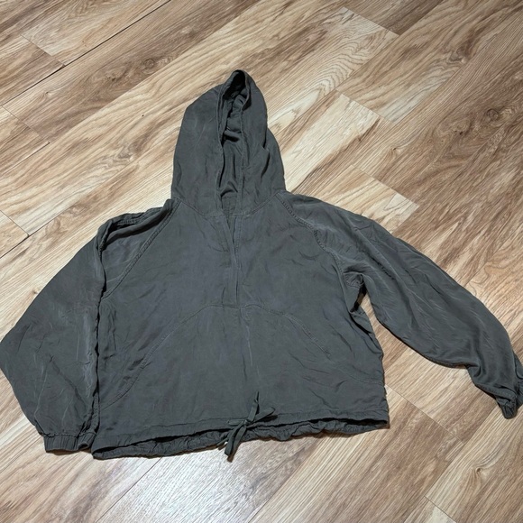 LuLu Lemon Jackets & Blazers - Lulu Lemon Washed Olive Hooded Pullover Oversized Medium